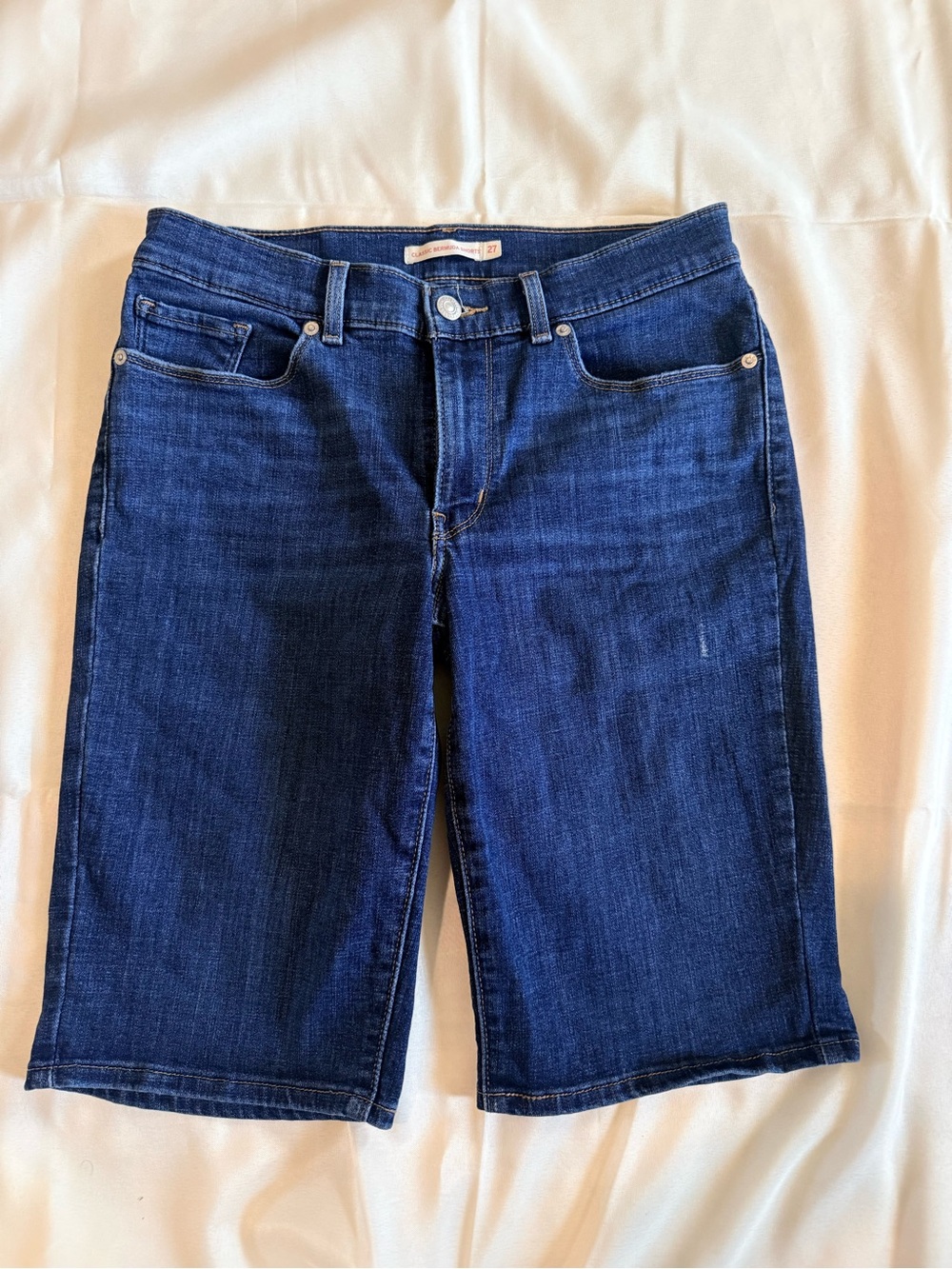 Levi's Women's Dark Blue Cropped Bermuda Jeans